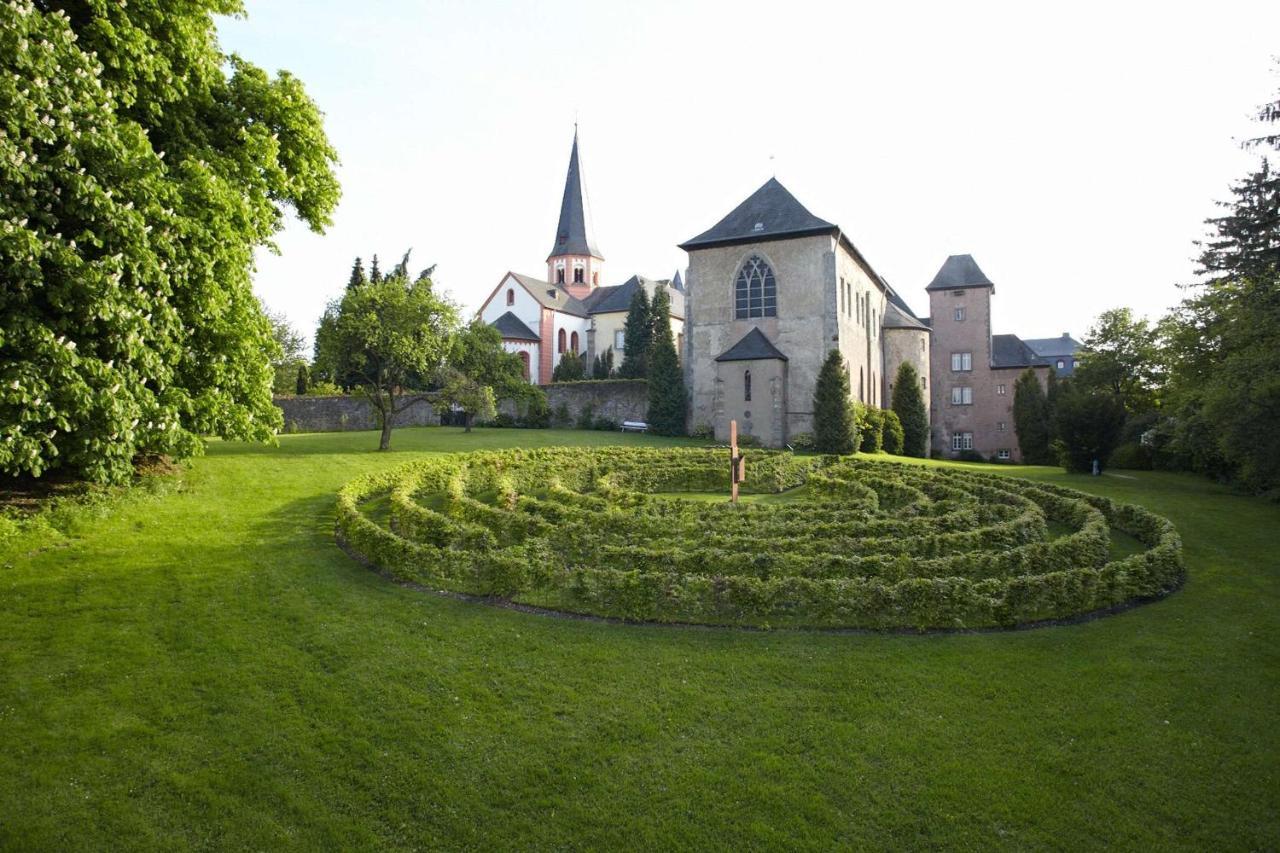 Kloster Steinfeld Gaestehaus Kall エクステリア 写真