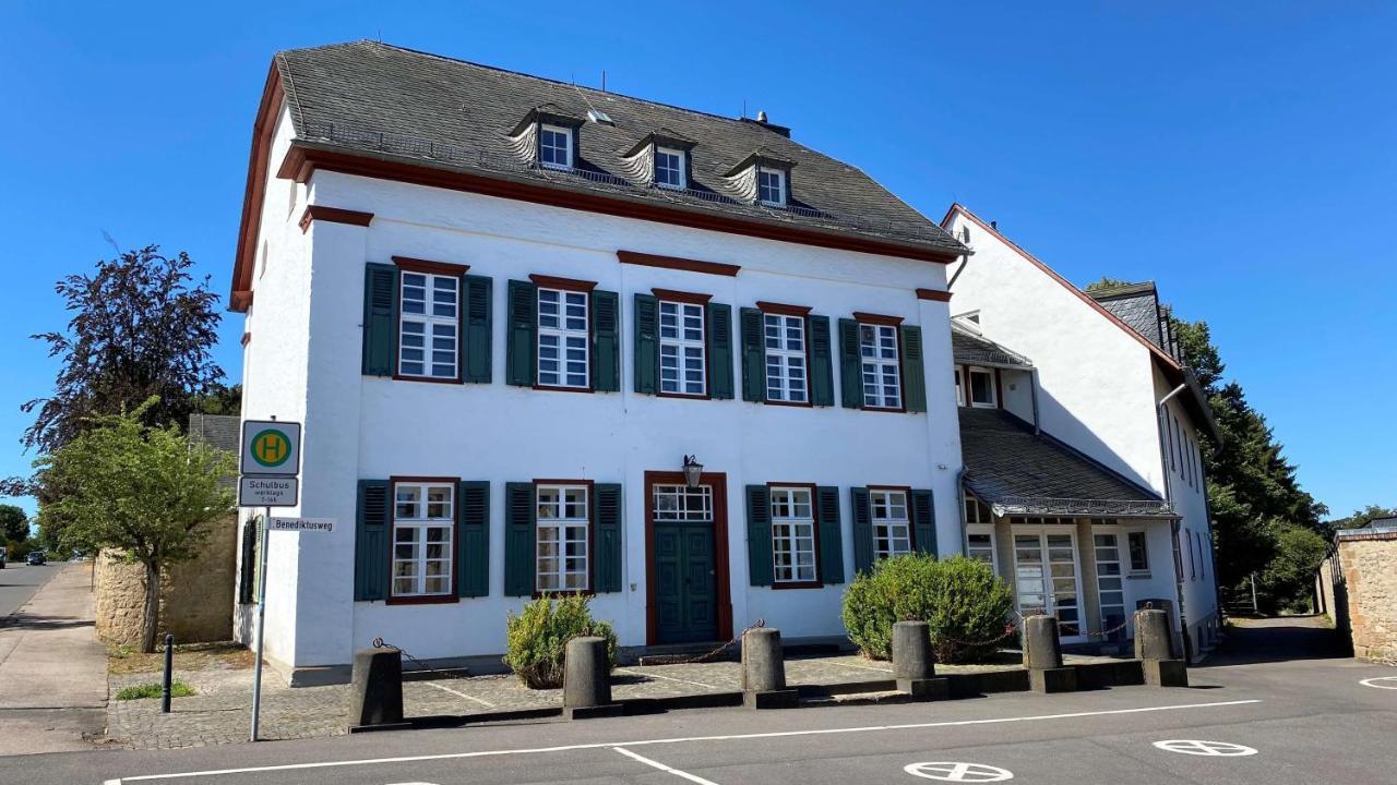 Kloster Steinfeld Gaestehaus Kall エクステリア 写真
